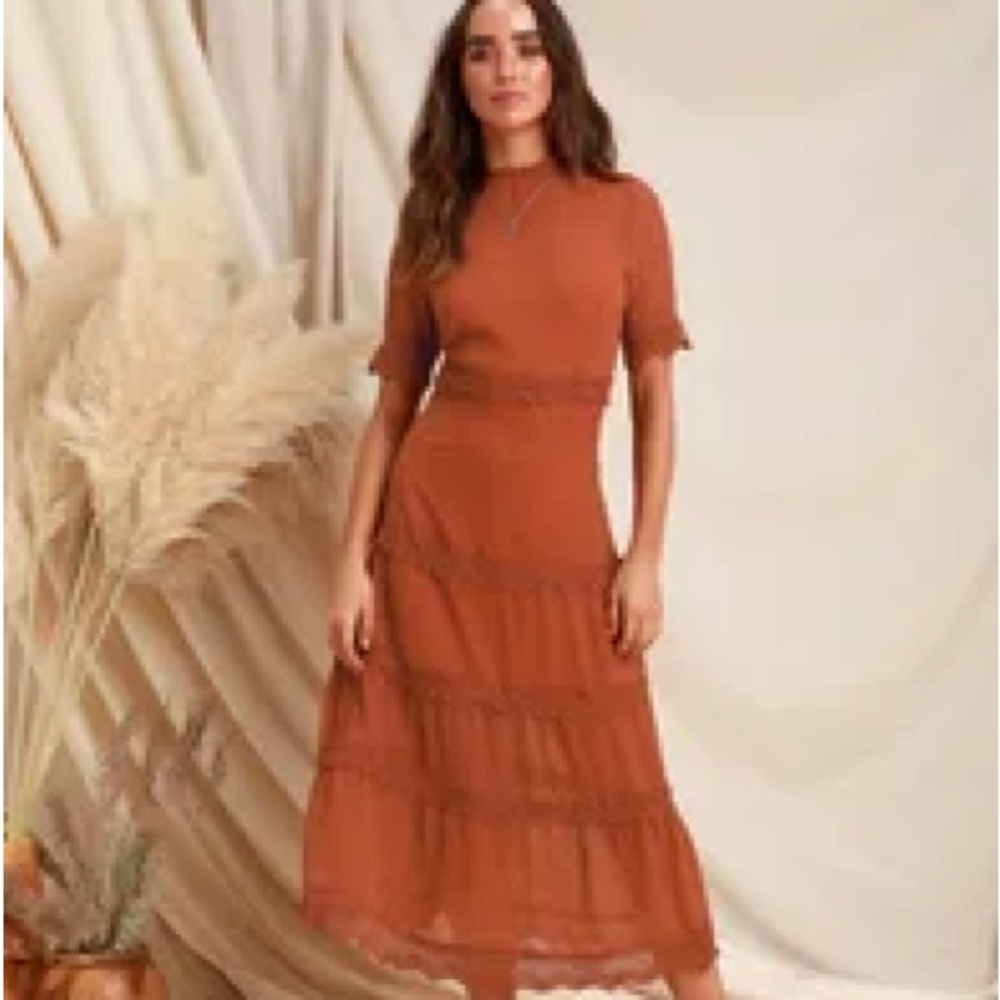 Lulu's Terracotta Midi Dress